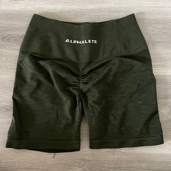 Alphalete Pants - alphalete amplify shorts